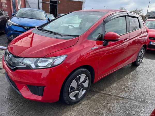 Honda Fit Hatchback, Petrol Hybrid, 2015, Red