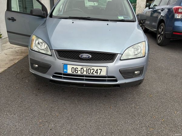 Ford Focus Hatchback, Petrol, 2006, Blue