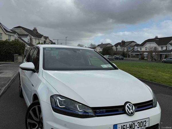 Volkswagen Golf Hatchback, Petrol Plug-in Hybrid, 2016, White