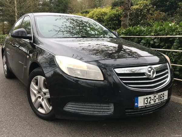 Opel Insignia Hatchback, Diesel, 2013, Black