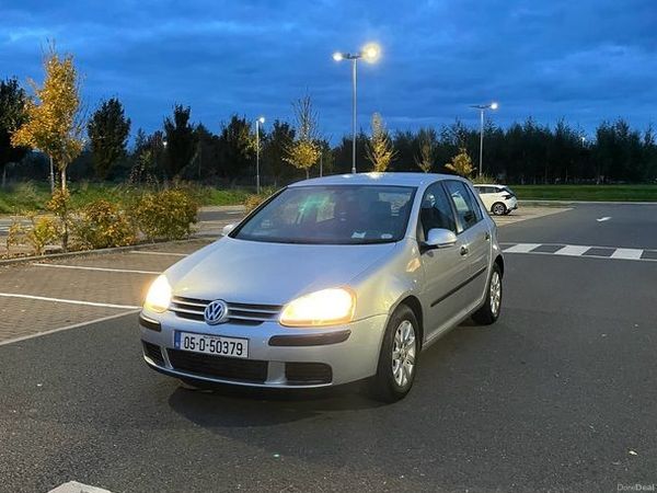 Volkswagen Golf Hatchback, Petrol, 2005, Silver
