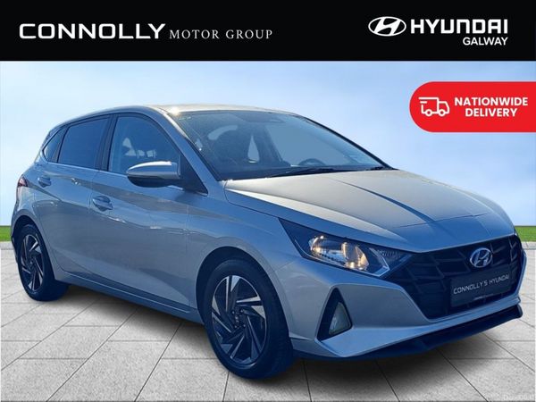 Hyundai i20 Hatchback, Petrol, 2023, Grey