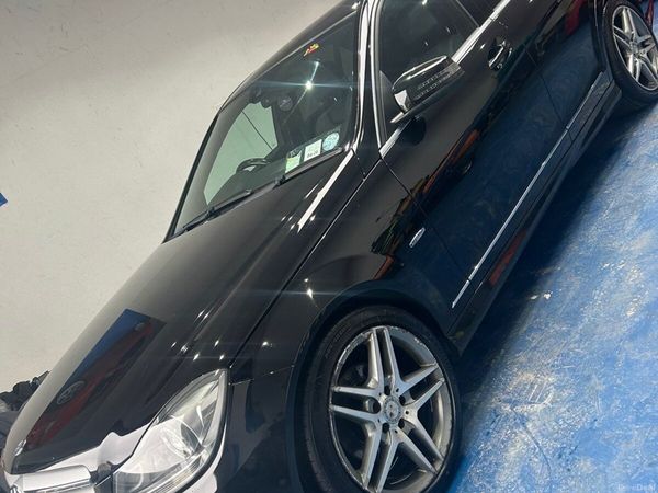 Mercedes-Benz C-Class Saloon, Diesel, 2012, Black