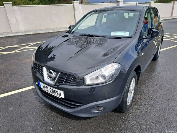 Nissan Qashqai Hatchback, Diesel, 2011, Black