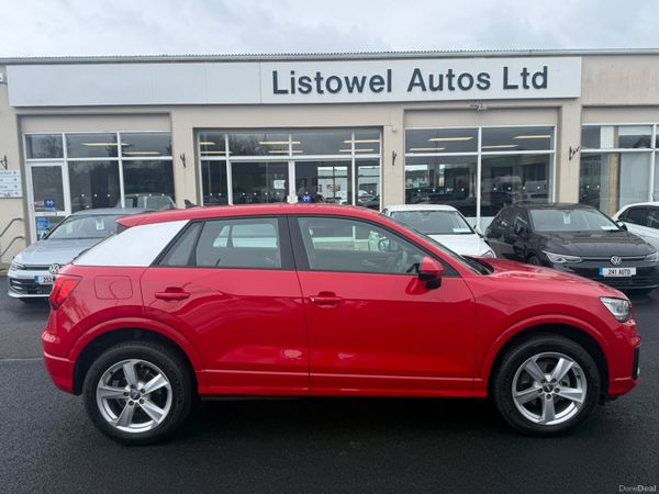 Audi Q2 SUV, Petrol, 2020, Red