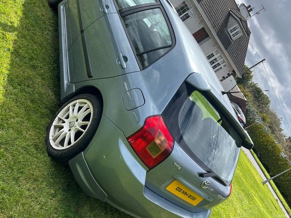 Toyota Corolla Hatchback, Petrol, 2003, Grey