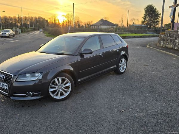 Audi A3 Hatchback, Diesel, 2012, Grey