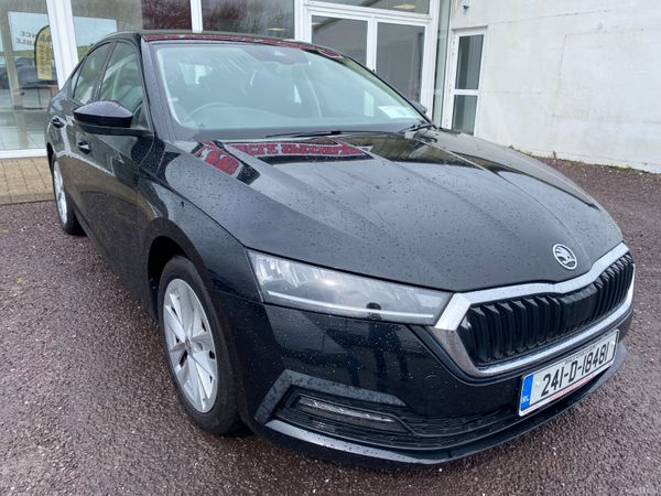 Skoda Octavia Saloon, Diesel, 2024, Black
