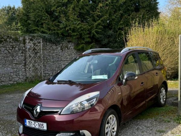 Renault Grand Scenic MPV, Diesel, 2015, Red