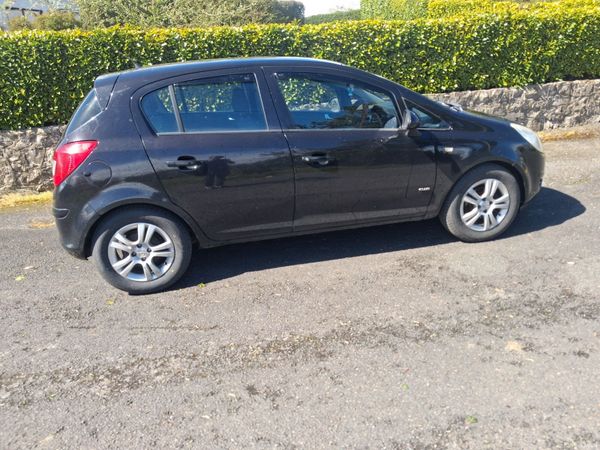 Opel Corsa Hatchback, Petrol, 2008, Black