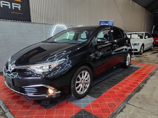 Toyota Auris Hatchback, Petrol Hybrid, 2016, Black