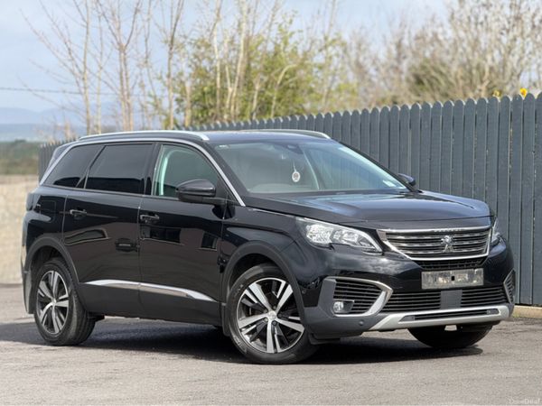 Peugeot 5008 MPV, Diesel, 2019, Black
