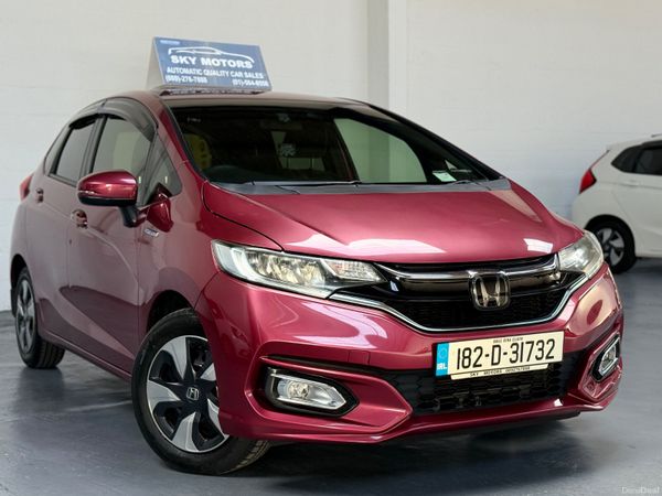 Honda Jazz Hatchback, Petrol Hybrid, 2018, Red