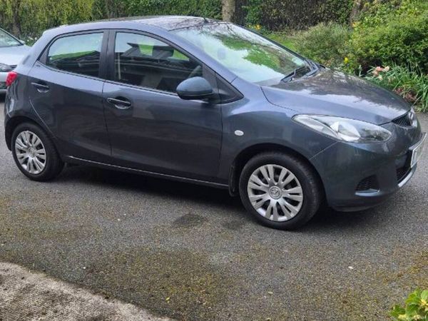 Mazda Mazda2 Hatchback, Petrol, 2011, Grey