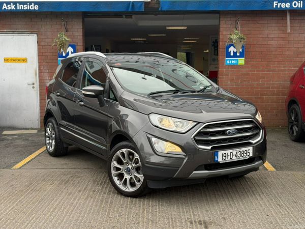 Ford EcoSport Hatchback, Petrol, 2019, Grey