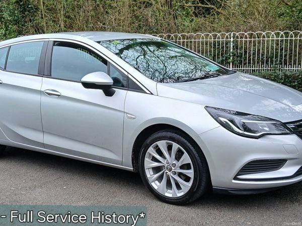 Opel Astra Hatchback, Petrol, 2017, Silver