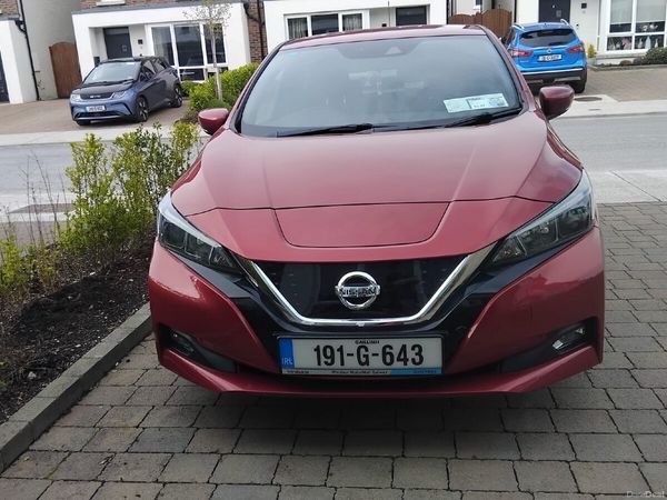 Nissan Leaf Hatchback, Electric, 2019, Red