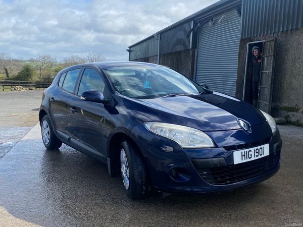Renault Megane Hatchback, Petrol, 2009, Blue