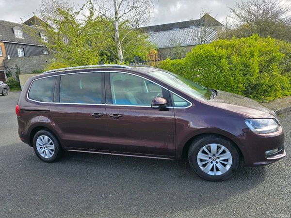 Volkswagen Sharan MPV, Diesel, 2016, Red