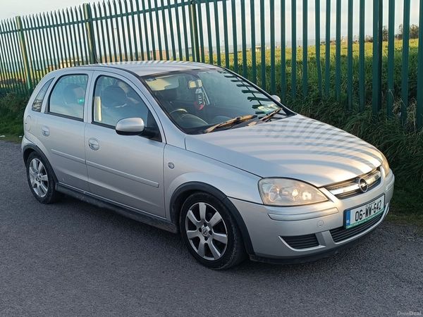 Opel Corsa Hatchback, Petrol, 2006, Silver