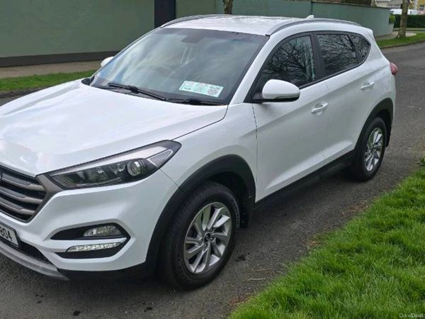 Hyundai Tucson SUV, Diesel, 2017, White