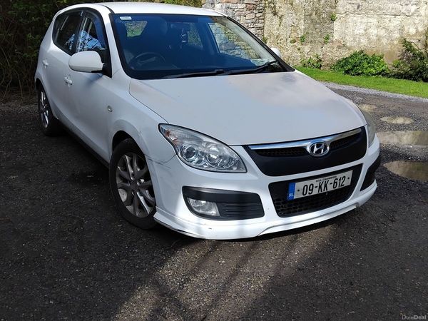 Hyundai i30 Hatchback, Diesel, 2009, White