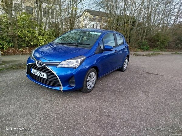 Toyota Yaris Hatchback, Petrol, 2016, Blue