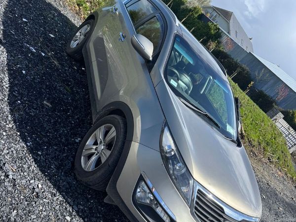 Kia Sportage SUV, Diesel, 2012, Silver