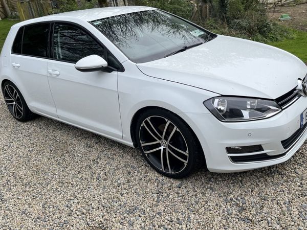 Volkswagen Golf Hatchback, Diesel, 2015, White