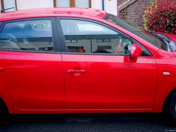 Hyundai i30 Hatchback, Diesel, 2010, Red