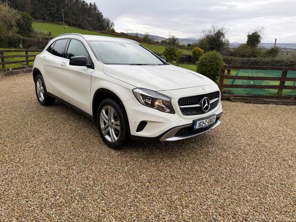 Mercedes-Benz GLA SUV, Diesel, 2016, White