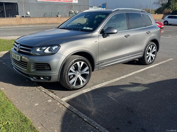Volkswagen Touareg SUV, Diesel, 2013, Grey