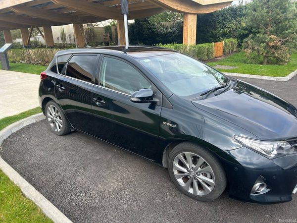 Toyota Auris Hatchback, Petrol Hybrid, 2014, Grey
