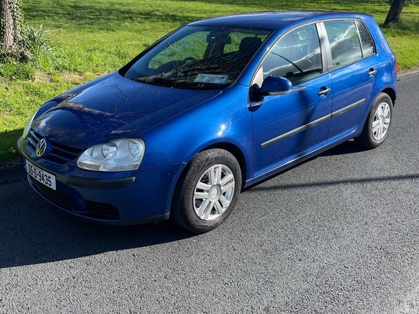Volkswagen Golf Hatchback, Petrol, 2005, Blue