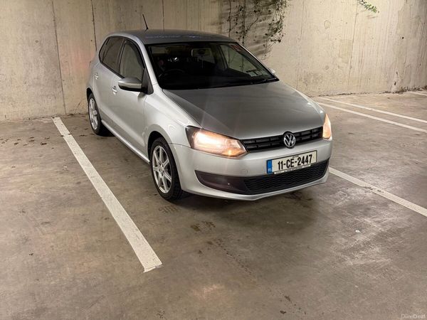 Volkswagen Polo Hatchback, Petrol, 2011, Silver
