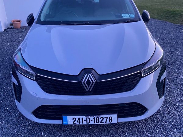 Renault Clio Hatchback, Petrol, 2024, Grey