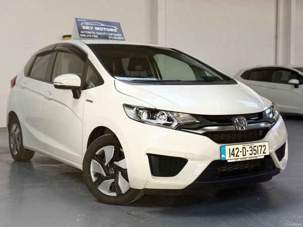 Honda Fit Hatchback, Petrol Hybrid, 2014, White