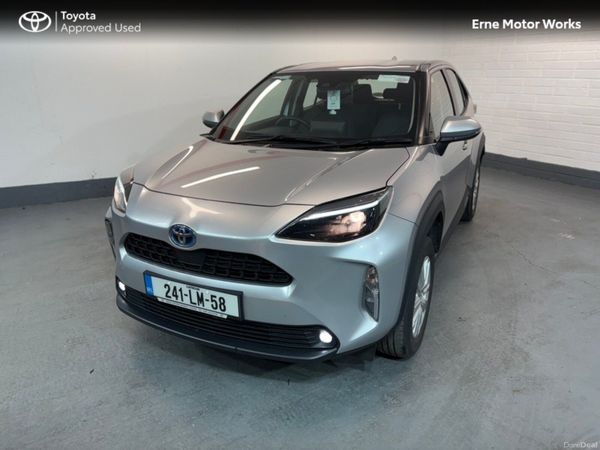 Toyota Yaris Cross Hatchback, Petrol Hybrid, 2024, Silver
