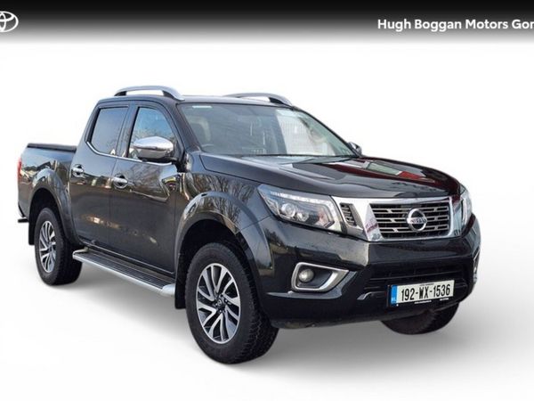 Nissan Navara Crew Cab, Diesel, 2019, Black