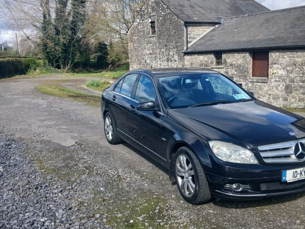 Mercedes-Benz C-Class Saloon, Diesel, 2010, Black
