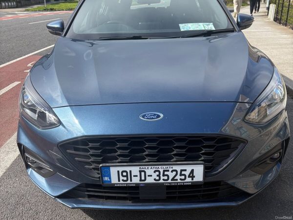 Ford Focus Hatchback, Petrol, 2019, Blue