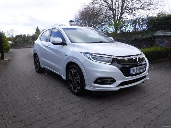 Honda Vezel SUV, Petrol Hybrid, 2020, White