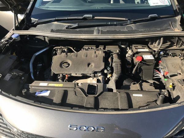 Peugeot 5008 MPV, Diesel, 2021, Grey