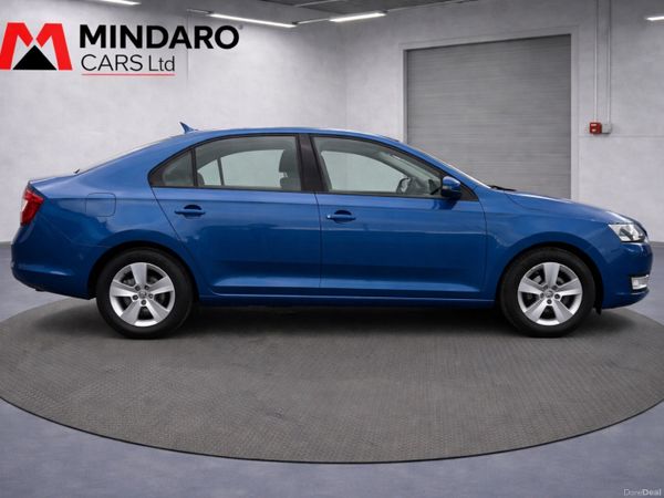 Skoda Rapid Hatchback, Diesel, 2016, Blue