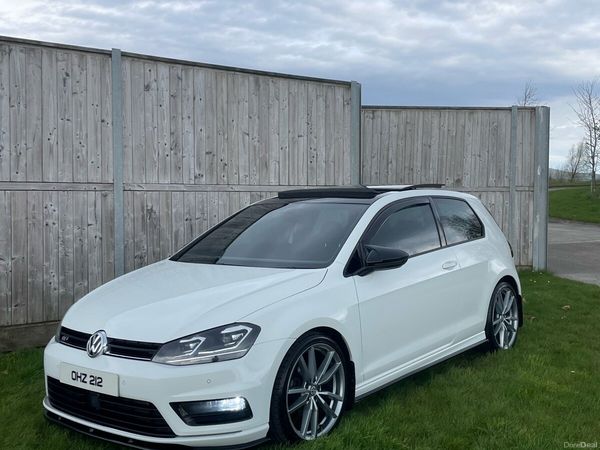 Volkswagen Golf Hatchback, Diesel, 2017, White