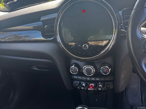 Mini Cooper Hatchback, Petrol, 2022, Black