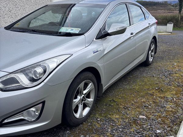 Hyundai i40 Saloon, Diesel, 2012, Silver