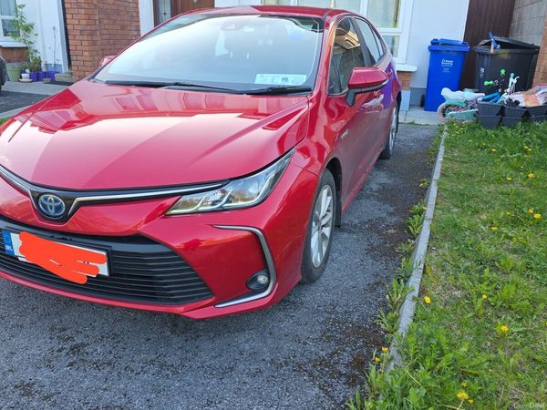 Toyota Corolla Saloon, Petrol Hybrid, 2022, Red