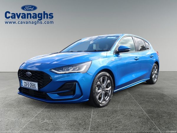 Ford Focus Hatchback, Petrol, 2023, Blue