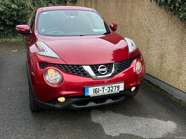 Nissan Juke SUV, Petrol, 2016, Red